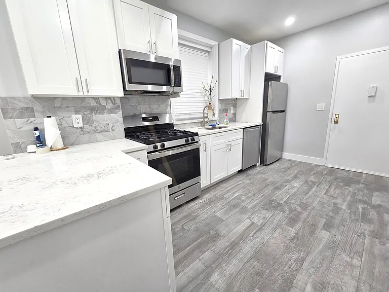 44-10 30th Ave #1R — Photo 3