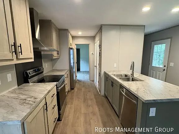 3rd image of 104 Wisteria Dr #104W