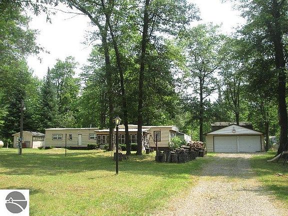 2nd image of 5665 River Valley Dr