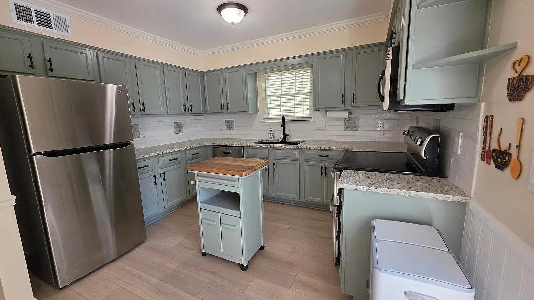 1251 Carriage Park Dr — Photo 3