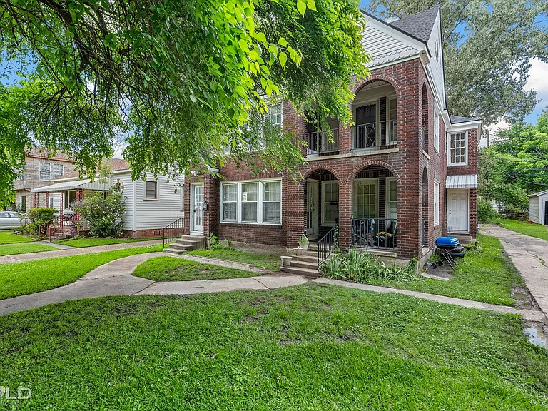 234 Boulevard St — Photo 8