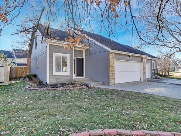 10819 W 115th Pl, Overland Park, KS 66210