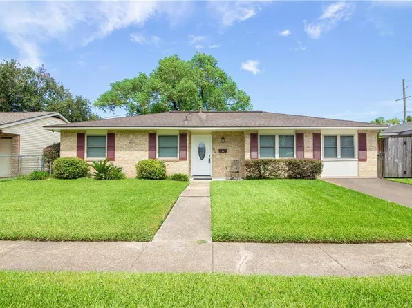 305 Greenwood Dr, La Place, LA 70068