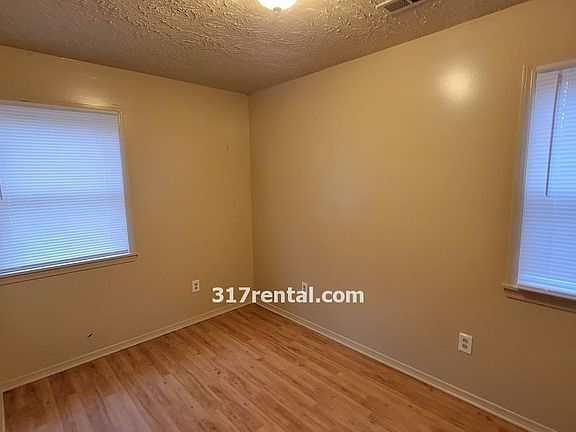 2nd image of 3120 Priscilla Ave