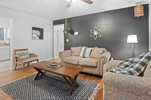14 Meadowbrook Dr Photo 1