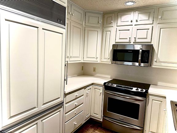 5th image of 203 Lakeview Dr