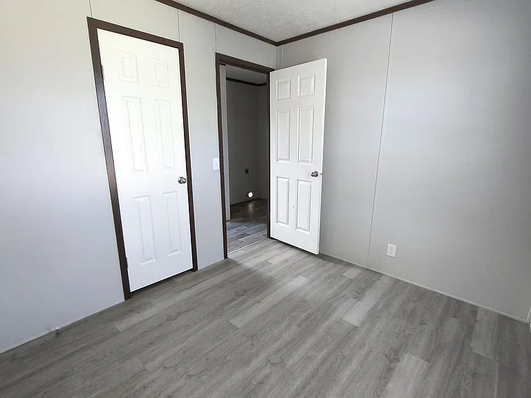 9 W Ashwood Dr — Photo 6