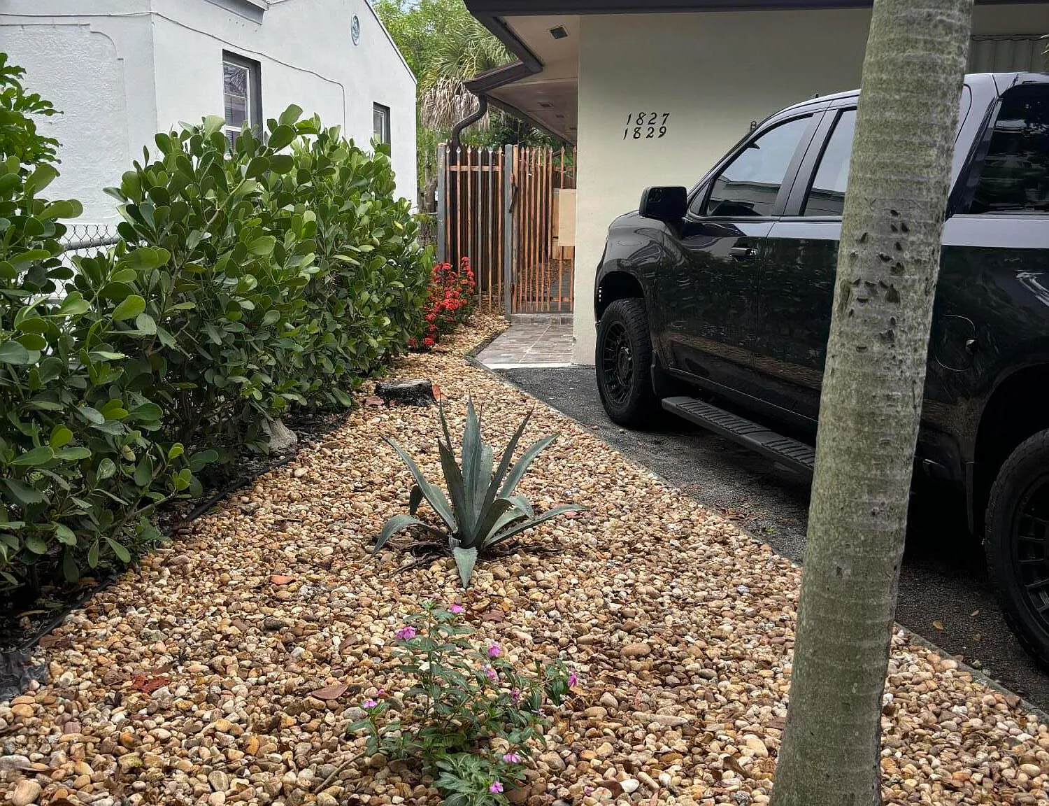 2 bed, 1.0 bath, 1260 sqft, $1,975 — Photo 1