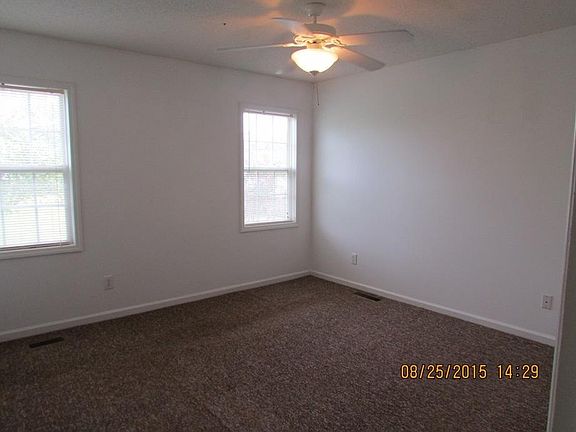 5th image of 3995 Sterling Pointe Dr Unit 4
