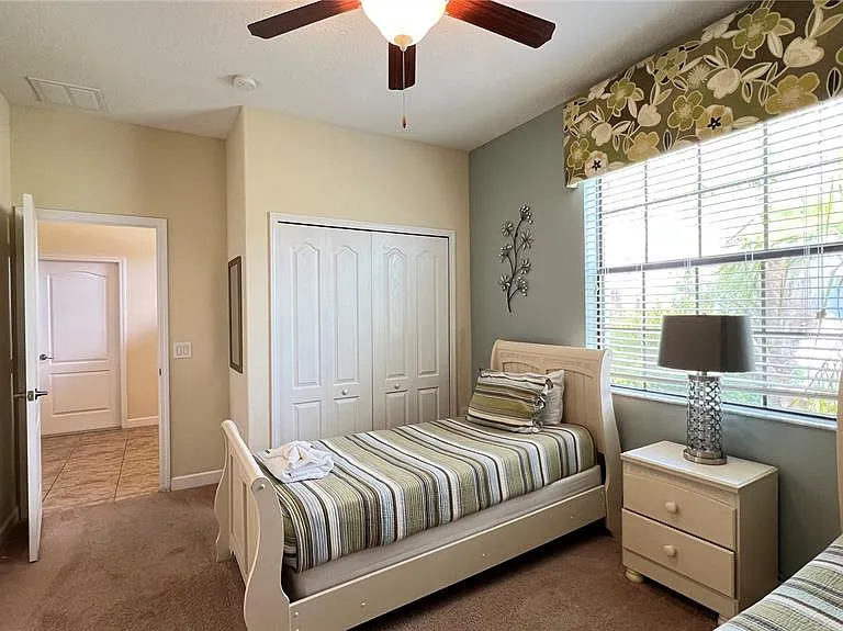 2353 Victoria Dr — Photo 15