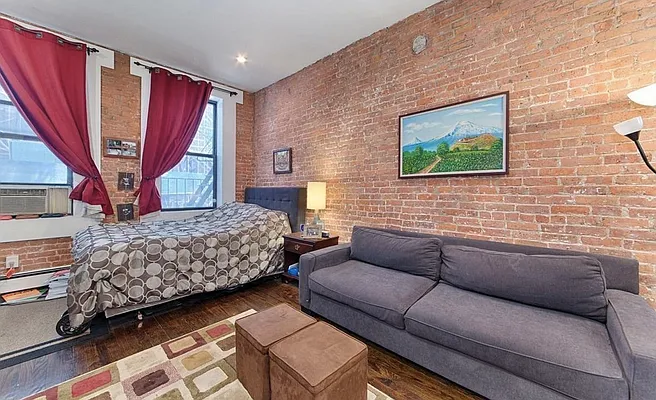 Rented by Douglas Elliman | media 35