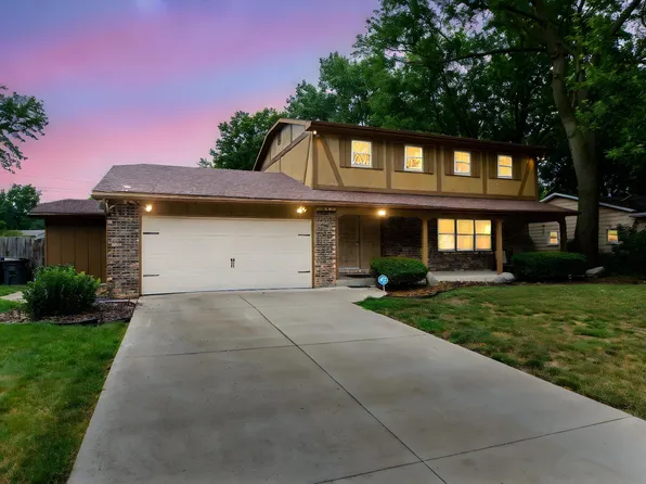 5653 Danbury Dr, South Bend, IN 46614