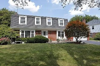 2620 Oak Ave photo 1