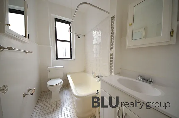 Rented by BLU Real Estate | media 10