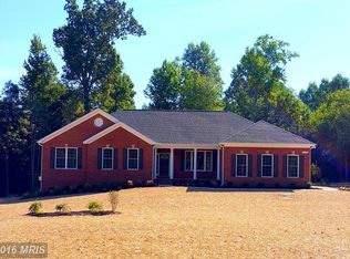 6922 Trident Ct, La Plata, MD 20646