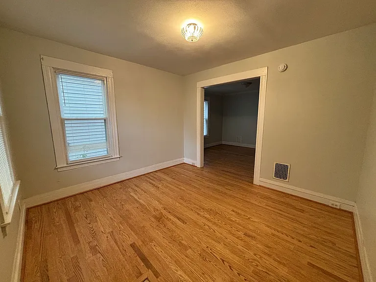 Multi Family Complex with 3 Newly Renovated Units on Tipp Hill — Photo 10