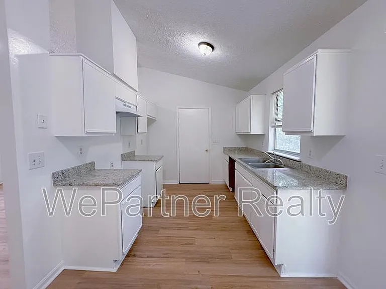 2509 Corner Stone Trl — Photo 5