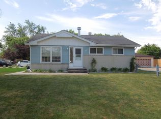 1539 Wedgewood Dr, Racine, WI 53402