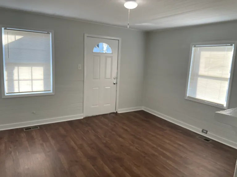 404 Macon St #B — Photo 2