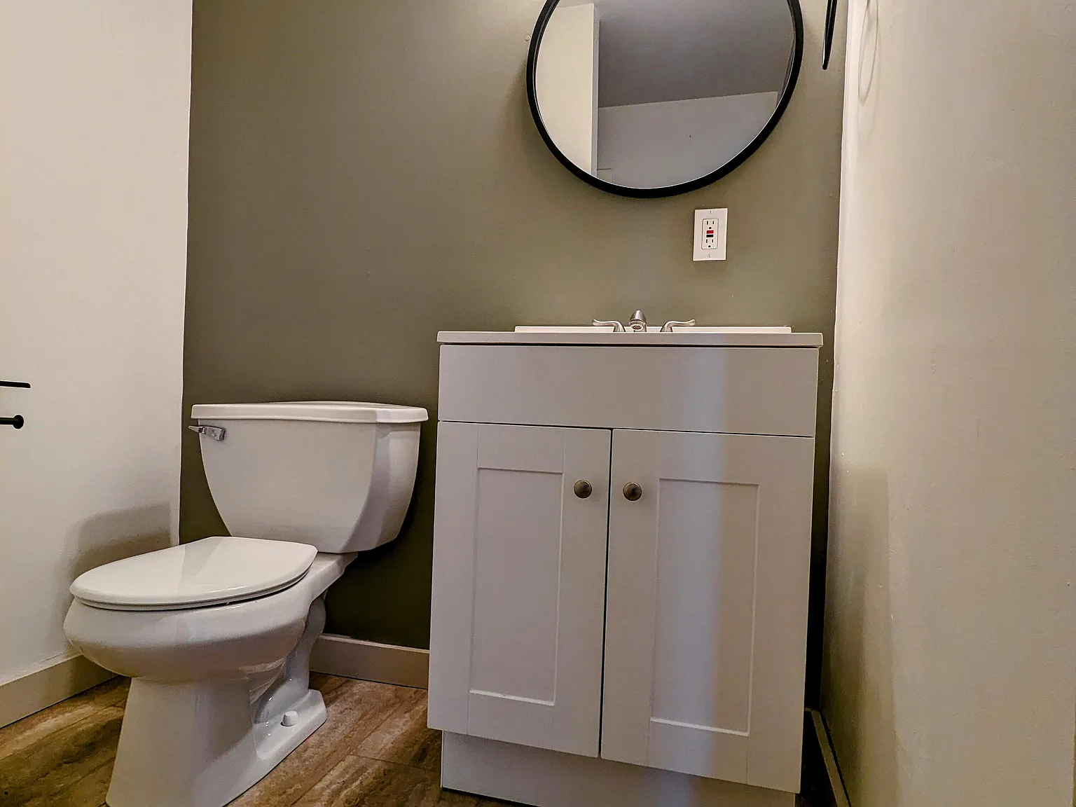 1 bed, 1.0 bath, $1,050 — Photo 1