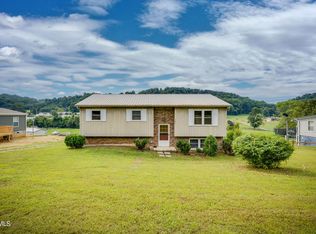 384 Carters Valley Rd, Surgoinsville, TN 37857