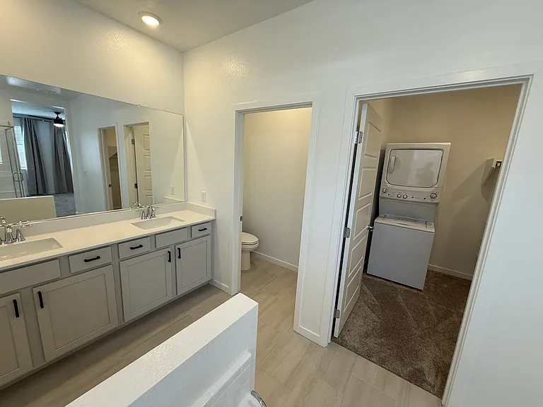 4185 Paragon Crest Ct — Photo 20