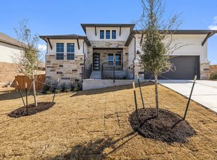 135 Statue Dr, Liberty Hill, TX 78642