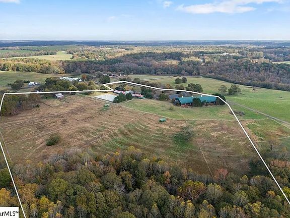 3rd image of 715 Melton Rd