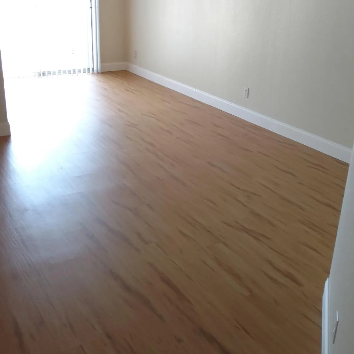 2 bed, 2.5 bath, 1100 sqft, $1,650 — Photo 3