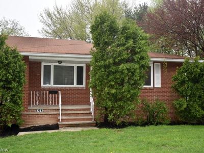 3351-3353 Mayfield Rd, Cleveland, OH, 44118