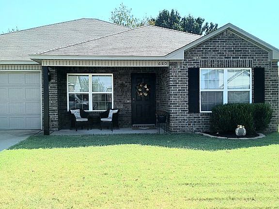 3rd image of 680 Morningside Dr