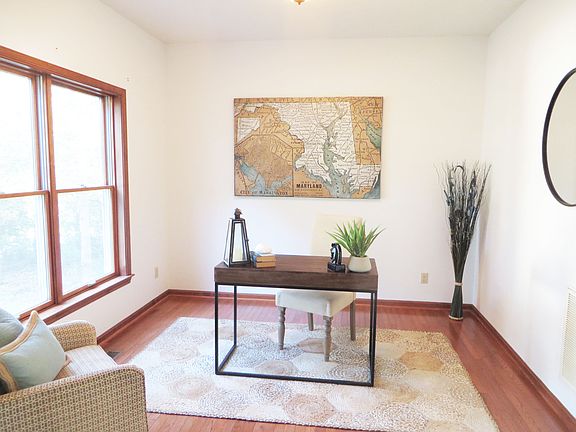 2nd image of 22377 Deerpath Ct