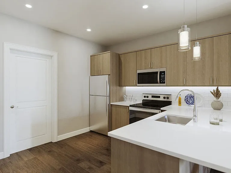 Sutton Landing at Uniondale 55+ — Photo 13