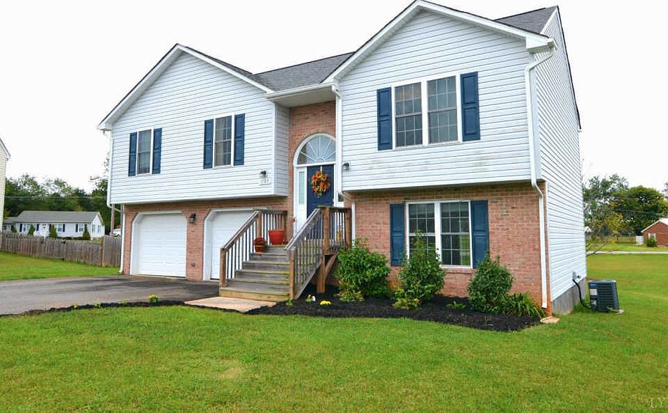 1st image of 1197 Woods End Ln