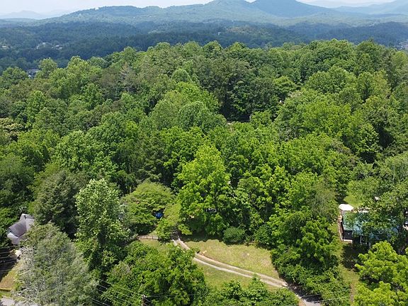 5th image of Cherry St