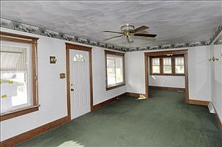 3rd image of 64 Kingman Ave W