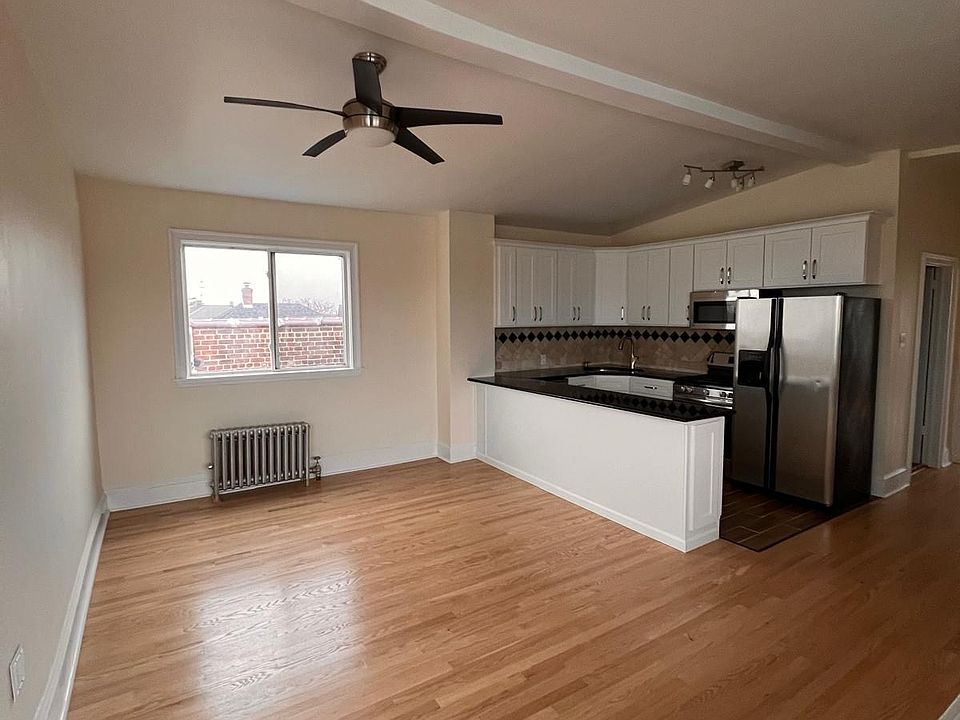 1st image of 646 Edison Ave #33