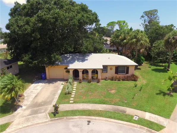 2426 4th Pl, Vero Beach, FL 32962