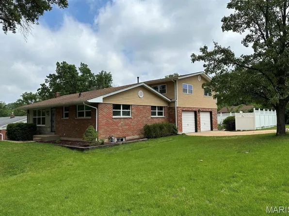 2338 Ritter Dr, Saint Louis, MO 63114
