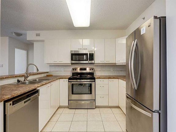 5th image of 804 W 3rd Ave SW #1002