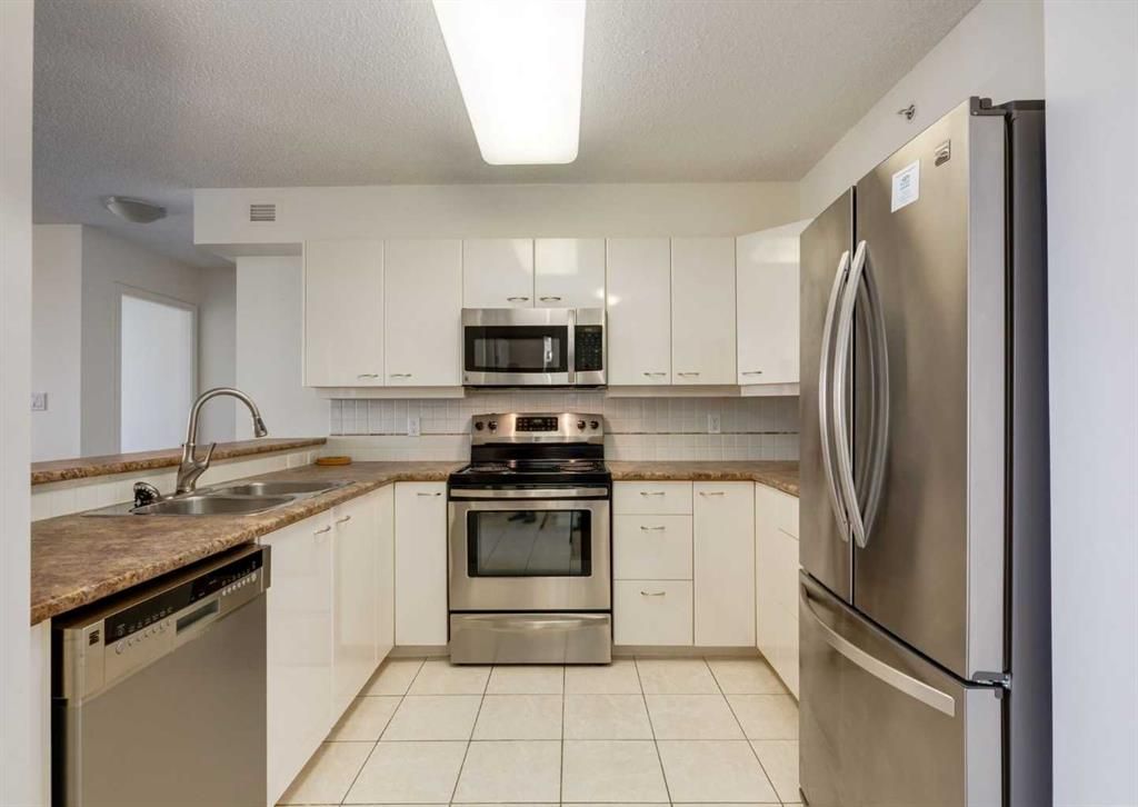 804 W 3rd Ave SW #1002, Calgary, AB - View 5