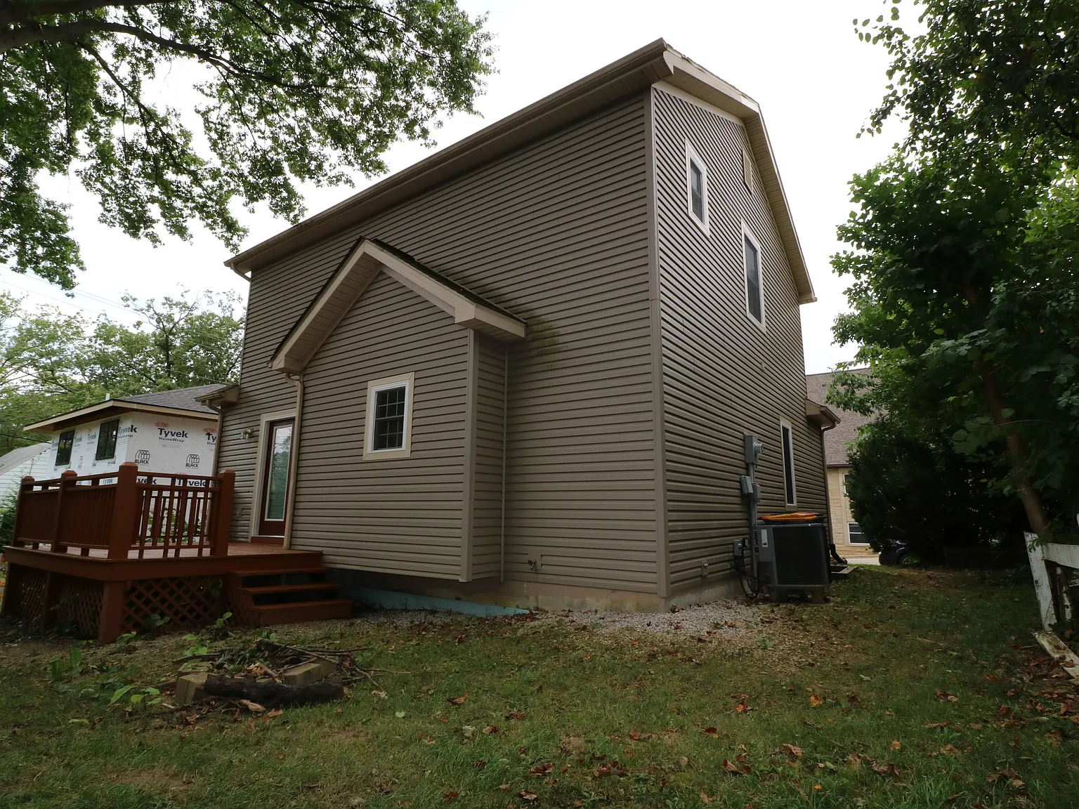 3 bed, 1800 sqft, $2,900 — Photo 2