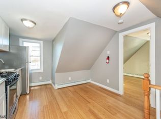 581 E 18th St FLOOR 3, Paterson, NJ 07514