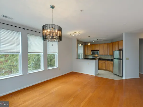 2665 Prosperity Ave APT 254, Fairfax, VA 22031