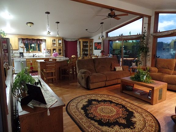 Kitchen/Dining/Living