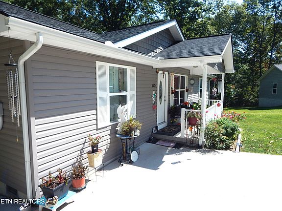 3rd image of 1534 War Eagle Dr
