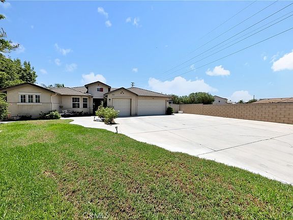 5th image of 4116 Equestrian Ln