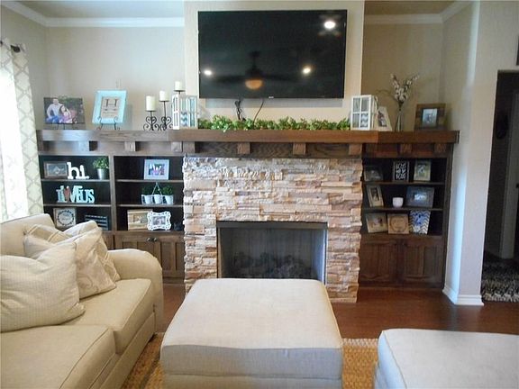 4th image of 708 Meadow Ln