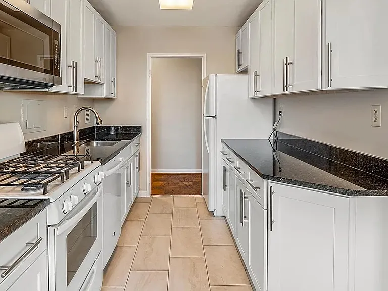 6621 Wakefield Dr #402 — Photo 4
