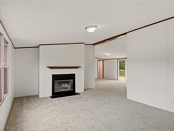 2nd image of 2430 Simerson Rd